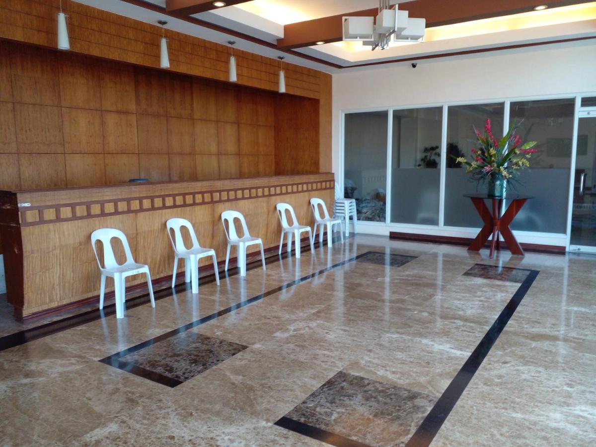 Tagaytay Prime Residences With Swimming Pool & Viewing Deck Tagaytay City Extérieur photo